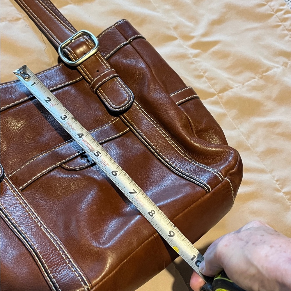 Fossil Brown Leather Shoulder Bag with Buckle Strap Detail - Picture 6 of 7